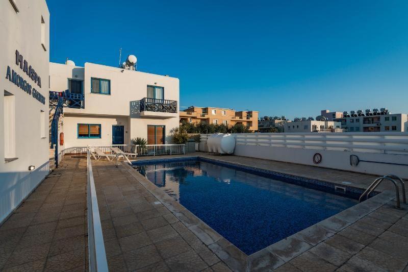 Central Gem - 10 Min Walk To The Sea, Harbor And Mall Apartment Paphos Exterior photo