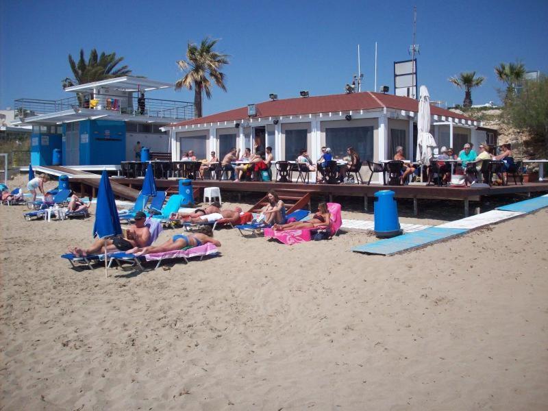 Central Gem - 10 Min Walk To The Sea, Harbor And Mall Apartment Paphos Exterior photo