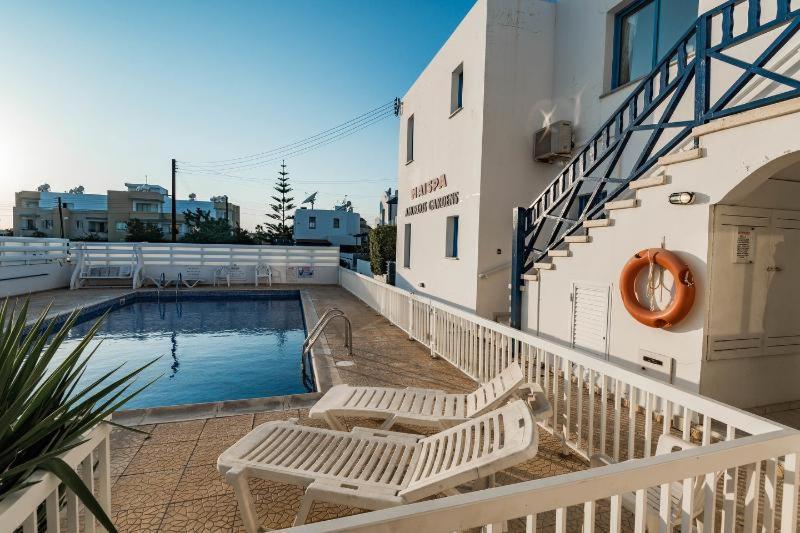 Central Gem - 10 Min Walk To The Sea, Harbor And Mall Apartment Paphos Exterior photo